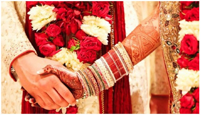 Photo of Runaway bride: Newly-wed Indian girl escapes with cash and jewellery