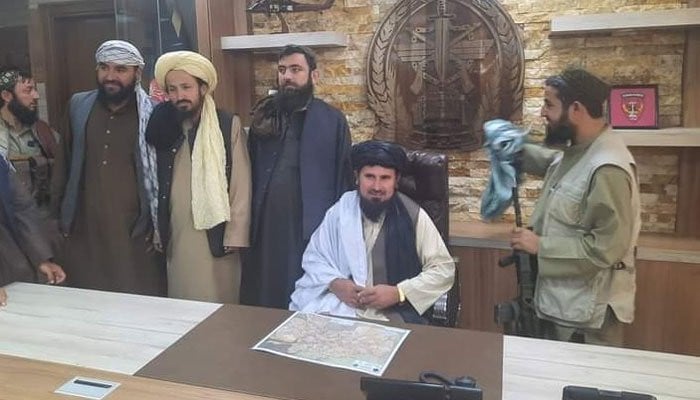Photo of Senior Taliban leader Qari Fasihuddin takes charge as new Afghan army chief