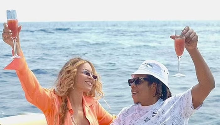 Beyonce shares new steamy snaps from romantic trip to Italy with Jay-Z and Blue Ivy