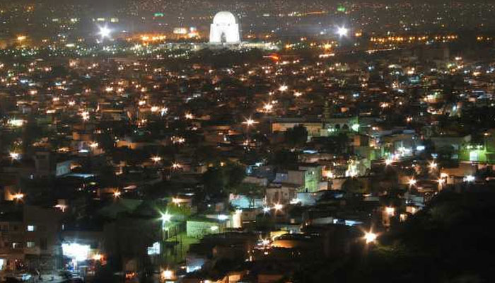 Karachi recorded highest night temperature since 2011. Photo: file