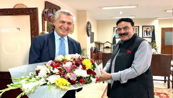 Interior Minister Sheikh Rasheed says Pakistan wishes for durable peace in Afghanistan. Photo @ShkhRasheed/Twitter