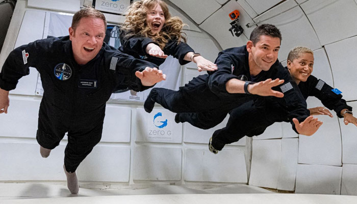 The four tourists of the SpaceXs maiden all-civilian space flight are enjoying weightlessness. Twitter