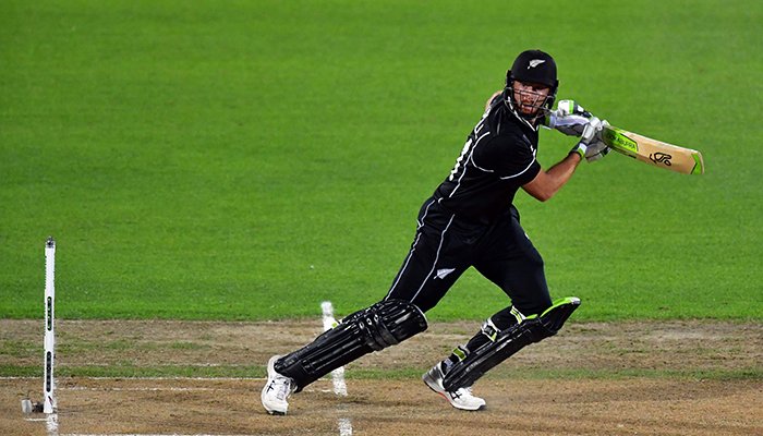 New Zealand´s Martin Guptill plays a shot during the first one-day international (ODI) cricket match between New Zealand and Bangladesh in Napier on February 13, 2019. Photo: AFP