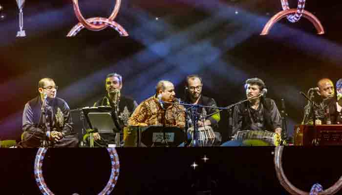 Rahat Fateh Ali Khan performing at Wembley Arena.