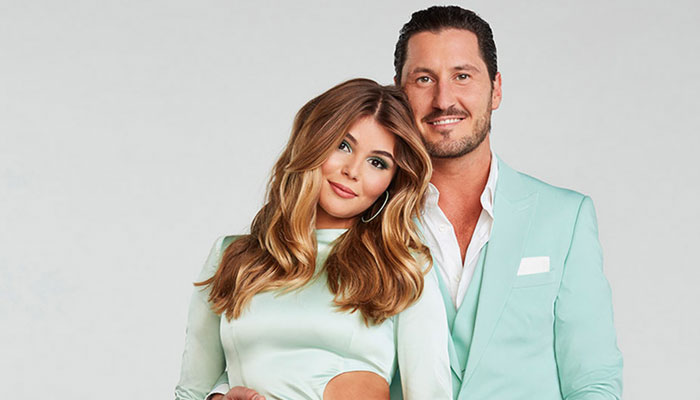 Olivia Jade makes DWTS debut with sister Bella by her side