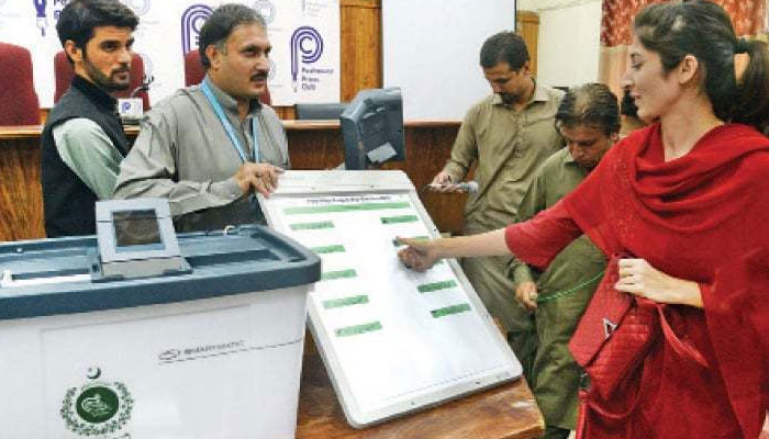 Overseas Pakistanis will get the right to vote in the next general elections. Photo: file