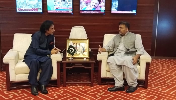 Newly-elected Pakistan Cricket Board (PCB) Chairman Ramiz Raja meetsFederal Minister for Information and Broadcasting Fawad Chaudhry at theFederal Ministry of Information and Broadcasting in Islamabad, on September 23, 2021. — Twitter/MoIB_Official