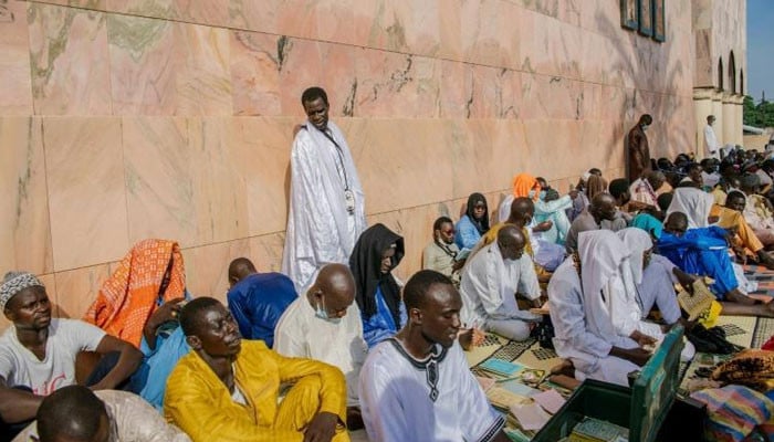 Peziarah Sufi turun ke kota suci Senegal