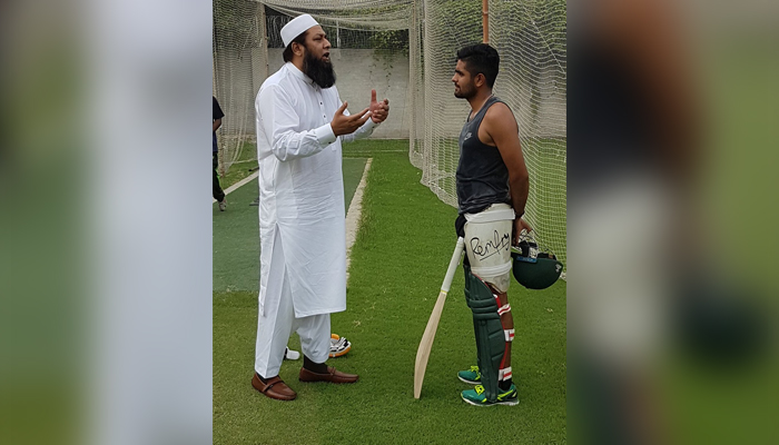 Pakistan skipper Babar Azam (right) and former batting great Inzamam-ul-Haq. — Twitter/inzamam08