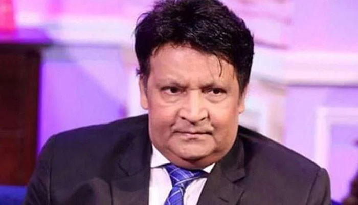 En route US, Umer Sharif admitted to hospital in Germany after health deteriorates - Vimarsana News