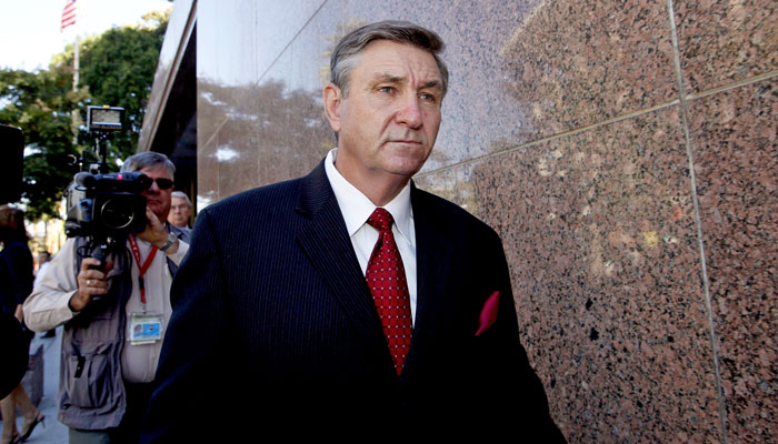 Jamie Spears father ‘should not be suspended’ from conservatorship: report