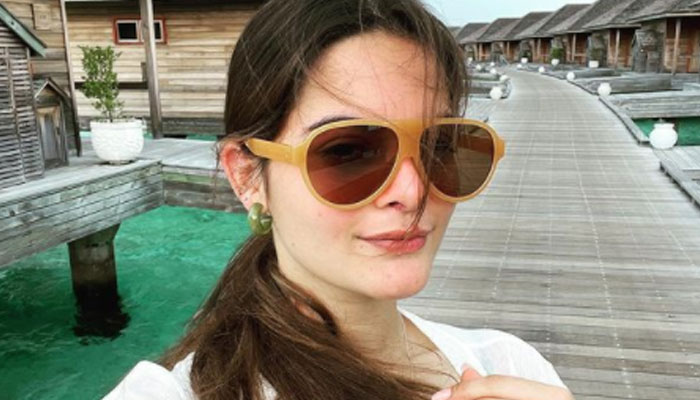 Minal Khan thinks cyclone Gulab is chasing her in Maldives: See Photo