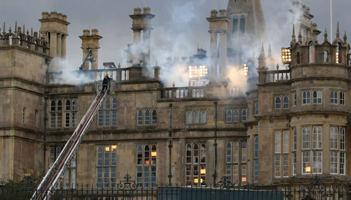 ‘The Crown’ recreates Windsor Castle’s famous 1992 fire