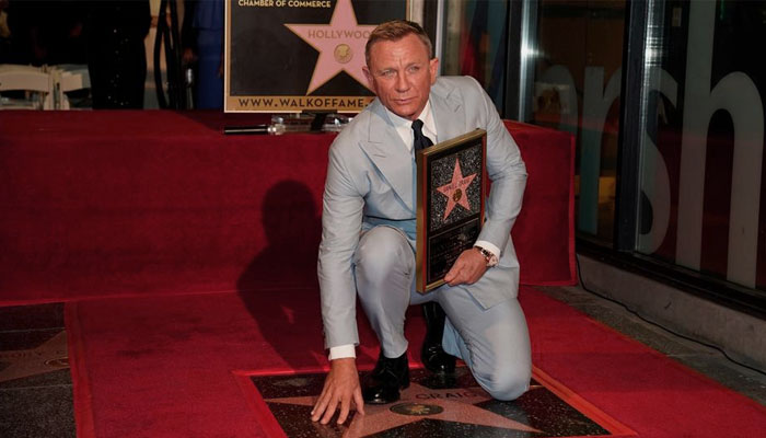 James Bond star Daniel Craig leaves his mark on Hollywood Walk of Fame