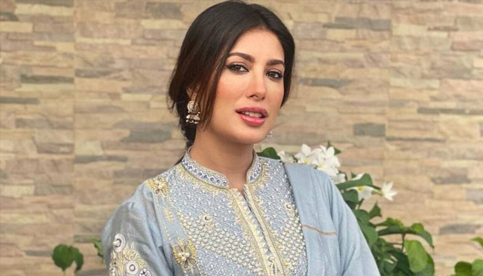 Mehwish Hayat unveils plans to host 2021 Lux Style Awards