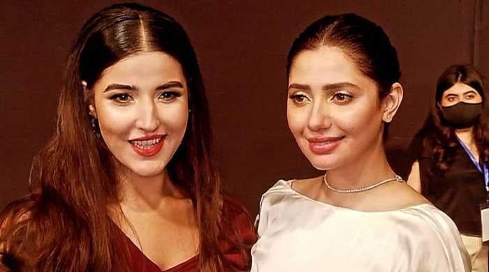 GEO LSA 2021: Check out Mahira Khan’s exclusive look