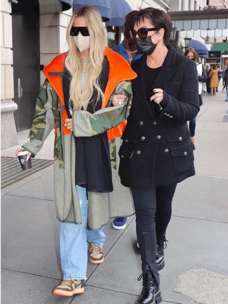 Kim Kardashian steps out for SNL appearance with Kanye West