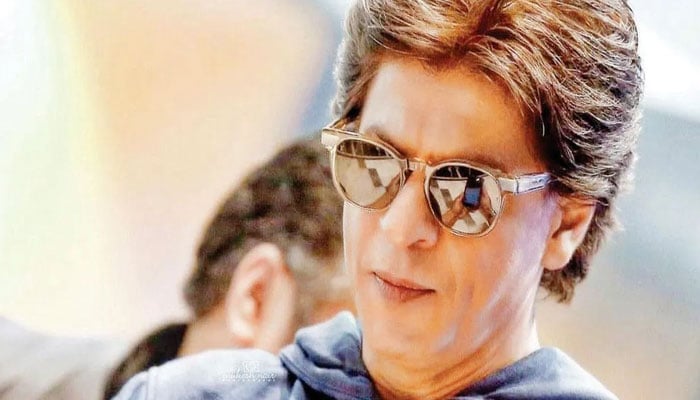 Indian writers peom about Shah Rukh Khan goes viral amid Aryan Khan drug case