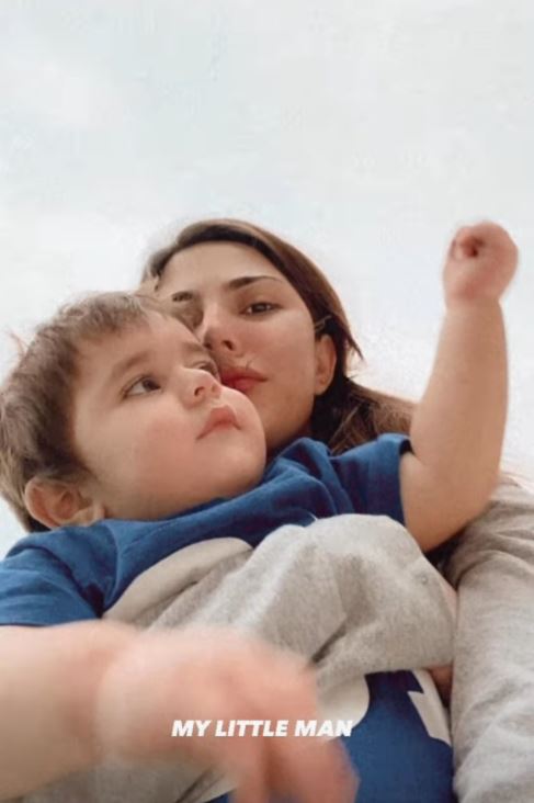 Naimal Khawar Khans little man Mustafa poses for adorable selfies with mommy