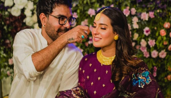 Iqra Aziz thanks Yasir Hussain for always showing up during postpartum