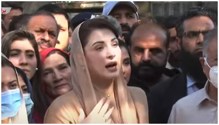 PML-N Vice President Maryam Nawaz addressing a media briefing following an appearance at the Islamabad High Court on October 13, 2021. — Screengrab via Hum News Live.