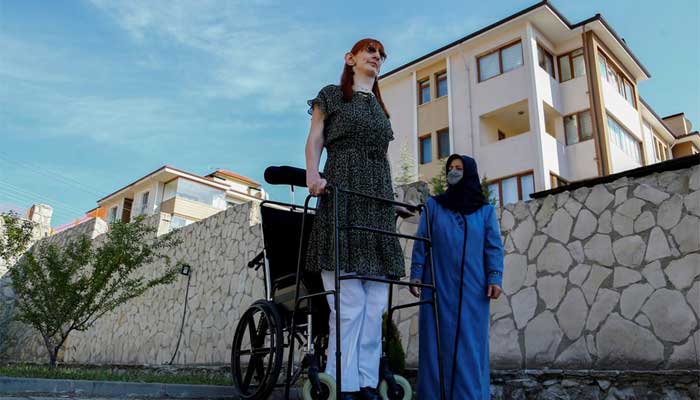 Worlds tallest woman says its OK to stand out