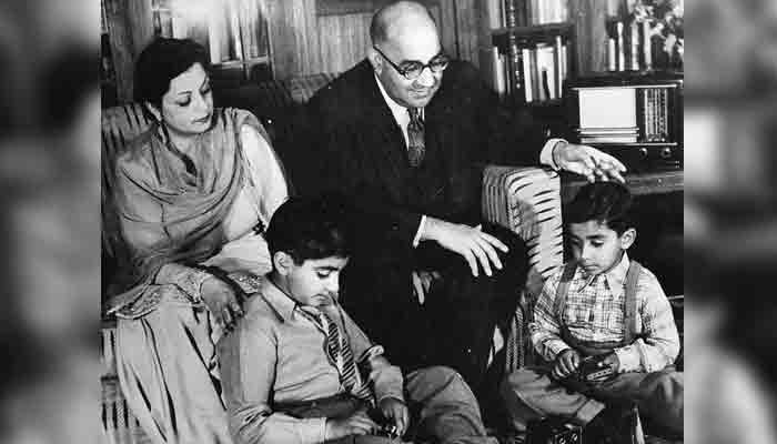 Former Pakistan prime minister Liaquat Ali Khan (1896 - 1951) at home with his wife Ra’ana Liaquat Ali Khan (1905 - 1990) and their sons, Ashraf (left) and Akbar, in June 1947. -National Herald India