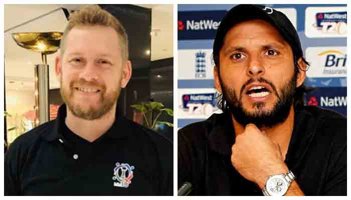 Combo shows Dennis Freedman (L) and former Pakistan captain Shahid Afridi (R).