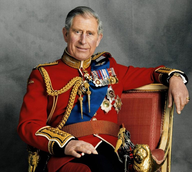 Prince Charles struggling under Prince William’s growing popularity: ‘To be erased’