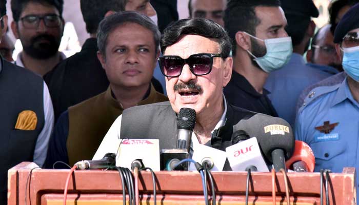 Minister for Interior Sheikh Rasheed speaking to the media in Islamabad on October 17, 2021. — PID
