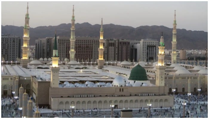 A view of Gumbad-e-Khizra (The Green Dome) of Masjid-e-Nabvi in Madina. Photo — APP