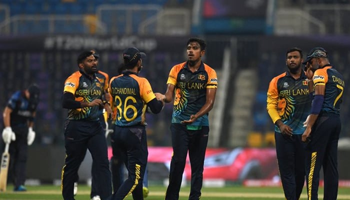 Sri Lanka team celebrating victory after thrashing Namibia in Abu Dhabi. —Twitter/T20WorldCup