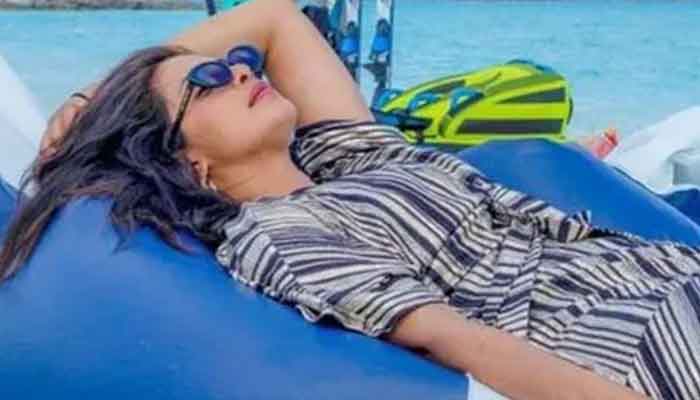 Priyanka Chopra woos fans as she enjoys scuba-diving in Spain waters