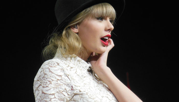 Taylor Swift teases upcoming ‘Red Season’ release: ‘Will be worth it’