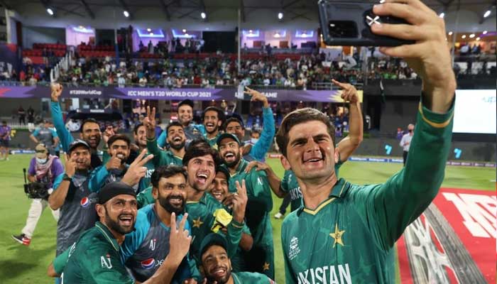 Pakistan cricket team celebrate their victory. Photo: PCB