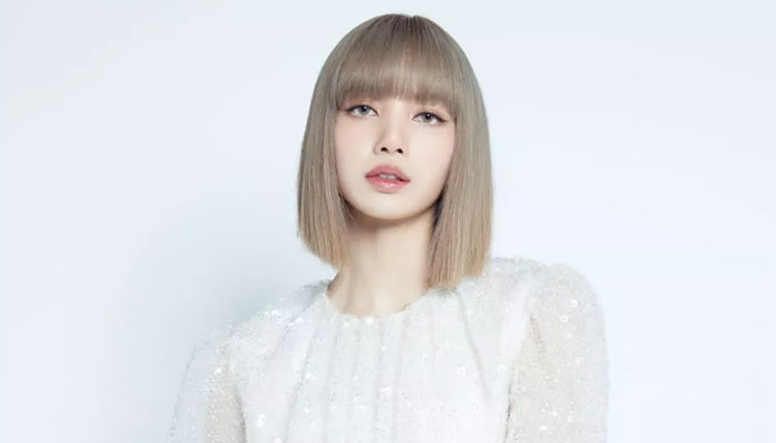 Lisas Lalisa hits 300 million views counter on YouTube