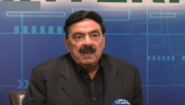 Interior Minister Sheikh Rasheed speaking to the media in Islamabad on Wednesday, October 27, 2021. — Screengrab via Hum News Live