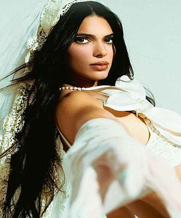 Kendall Jenner stuns fans with one of her Halloween costumes