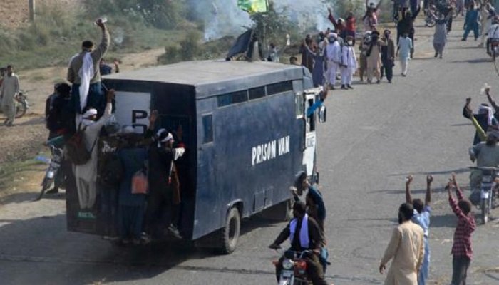 Protests by members of banned outfit entered their seventh day today (Thursday). Photo: Geo.tv/ file