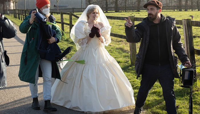 Kristen Stewart admits wearing Princess Dianas wedding dress was spooky
