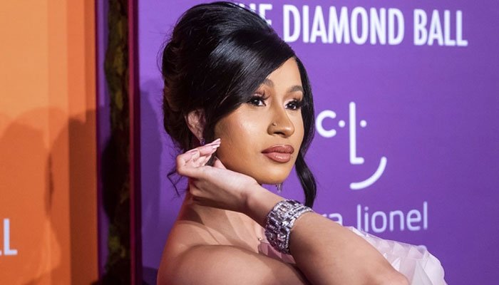 Cardi B to host 2021 American Music Awards