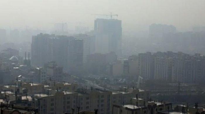 Lahore among most polluted cities in world, smog soars to hazardous level