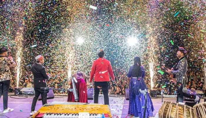 Leo Twins perform with Indian Idol finalists at Wembley