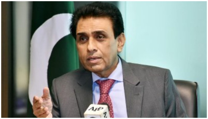 MQM-P leader Khalid Maqbool Siddiqi. Photo: Twitter