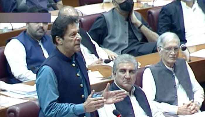 Perdana Menteri Imran Khan berbicara di sesi Parlemen.  Foto: File