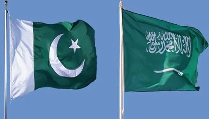 Pakistan secures over $761m in funds to import oil, LNG from Saudi Arabia