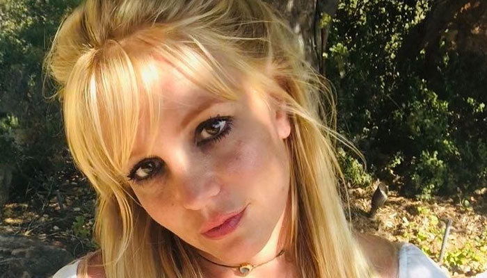 Perjalanan Britney Spears dari fenomena remaja menjadi perwalian