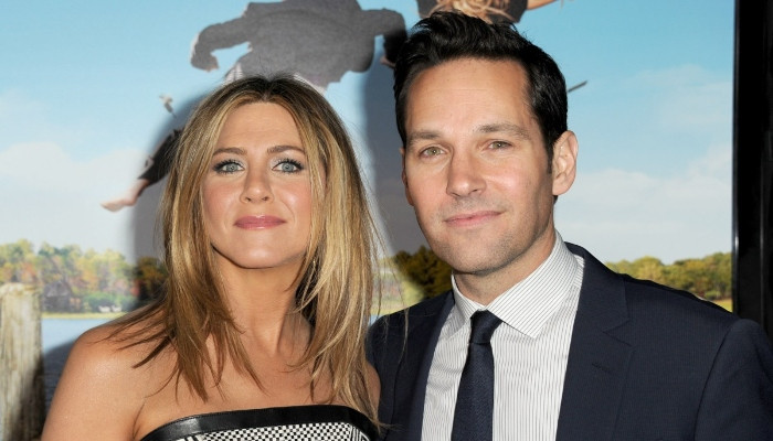 Jennifer Aniston memuji Paul Rudd setelah dia mengantongi gelar ‘pria terseksi yang hidup’