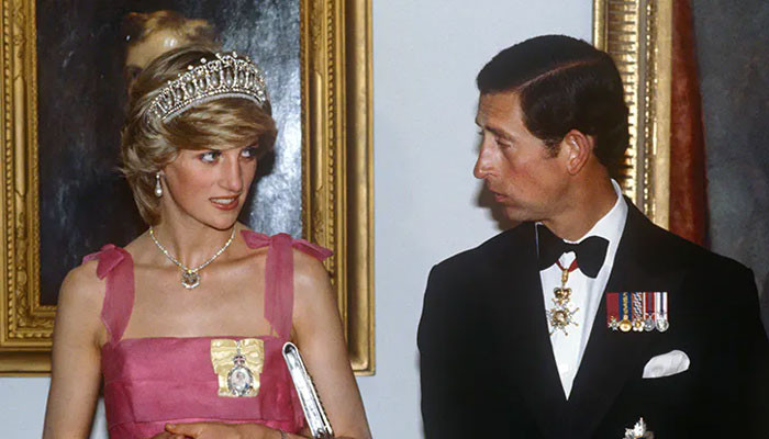Pangeran Charles menyebut Putri Diana ‘idiot’ dalam klip yang tidak tertutup