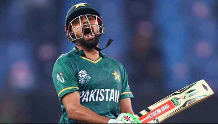 Pakistan captain Babar Azam roars after scoring the winning runs against India at the ICC T20 World Cup. Photo: Twitter
